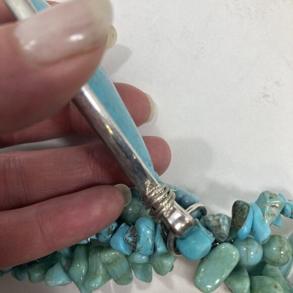Turquoise Howlite Beaded Womens Necklace Bold Boho Multistrand 18 in - Picture 11 of 13